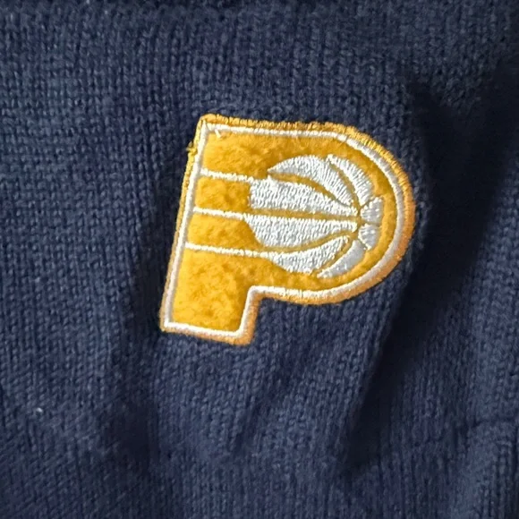 Indiana Pacers Sweater - Picture 4 of 5